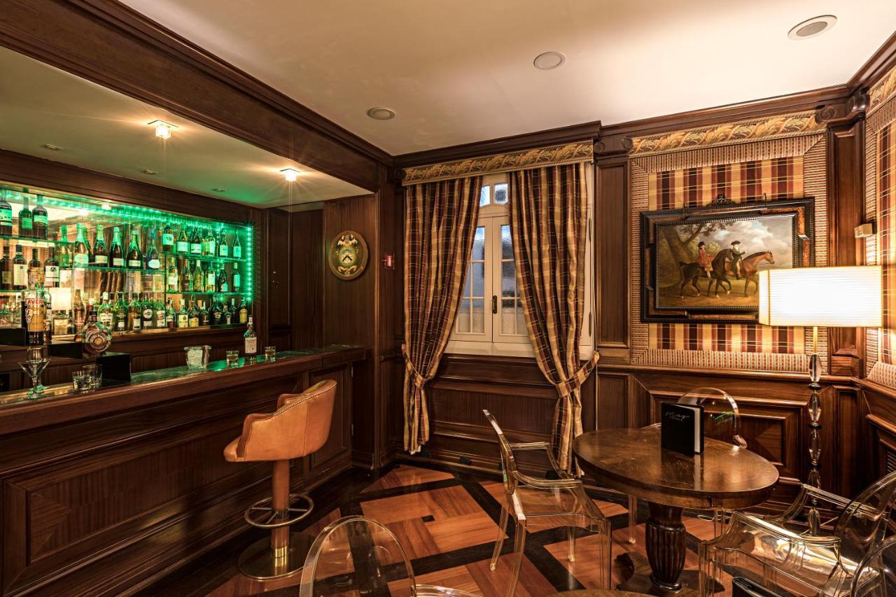 The Britannia 4* Rom